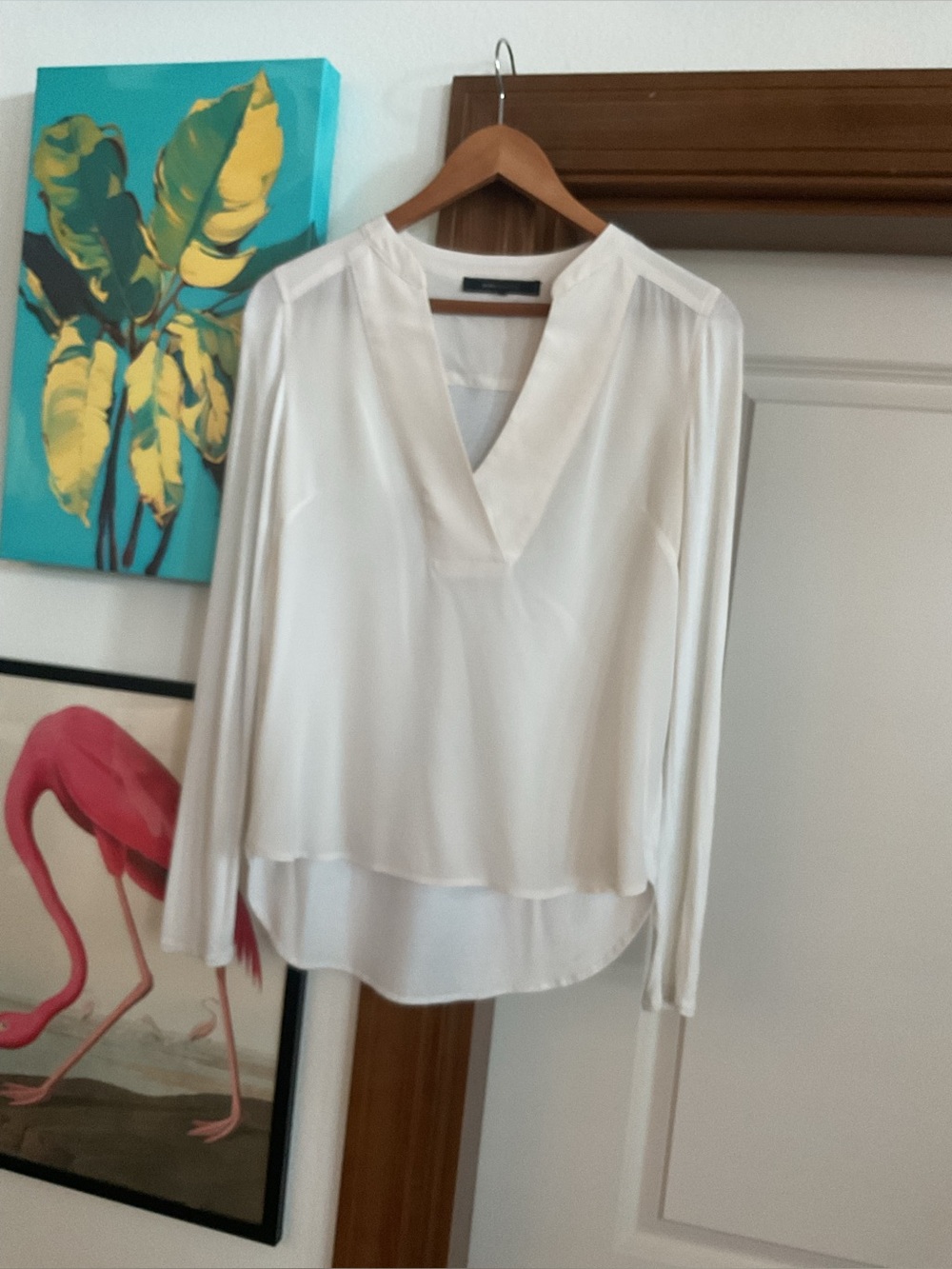 BCBGMAXAZRIA Women's Cream Silk/Knit Blouse in Small